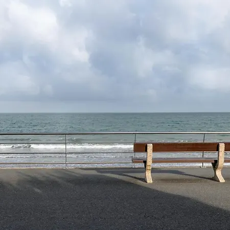 50m Plage, Vue Pour 3 Apartment *